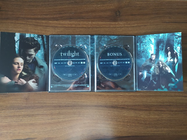 Ajout DVD Twilight 1 Fascination